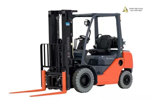 6000 lb Warehouse Forklift Quad Mast Pneumatic Tires